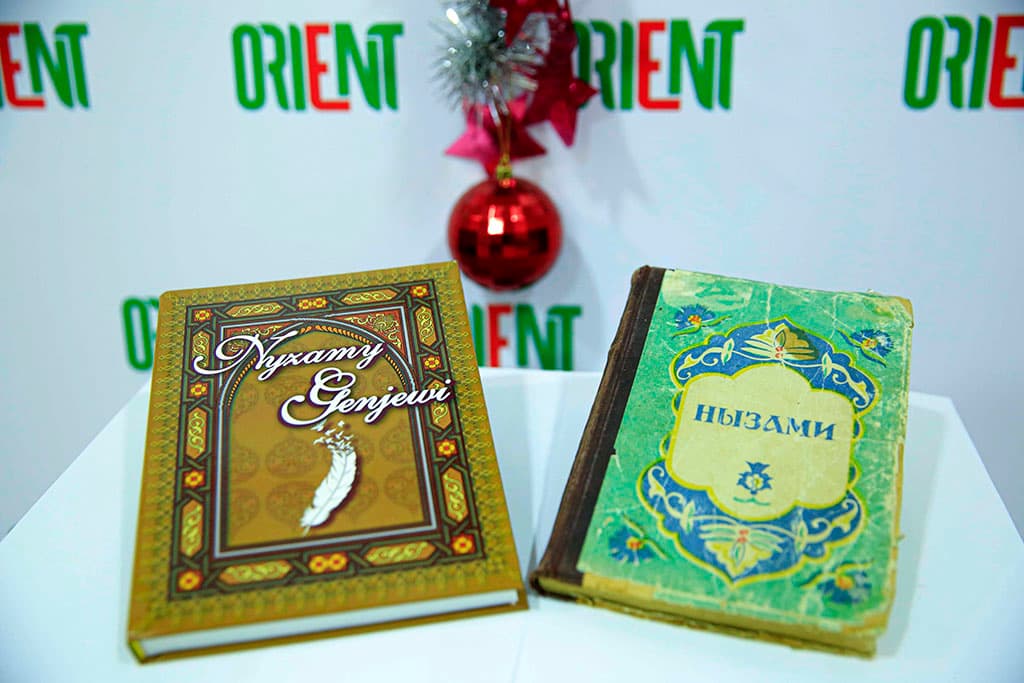 novoe-izdanie-sochinenij-nizami-klassika-v-turkmeno-azerbajdzhanskom-dialoge