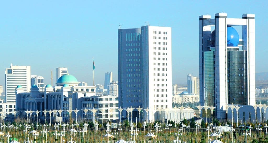 novyj-posol-velikobritanii-vruchila-kopii-veritelnyh-gramot-glave-mid-turkmenistana