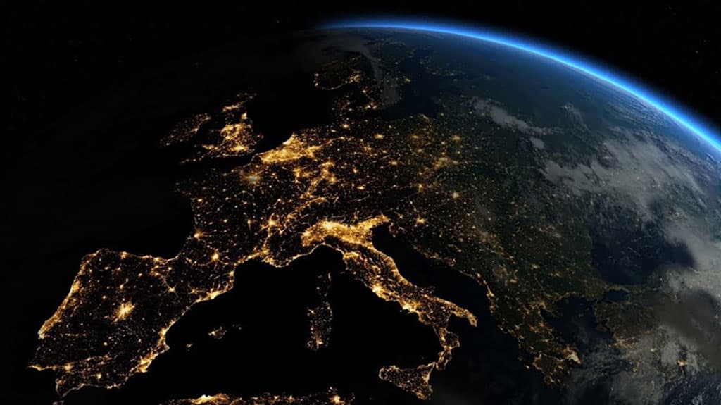 mimo-zemli-proletit-asteroid-diametrom-1-km