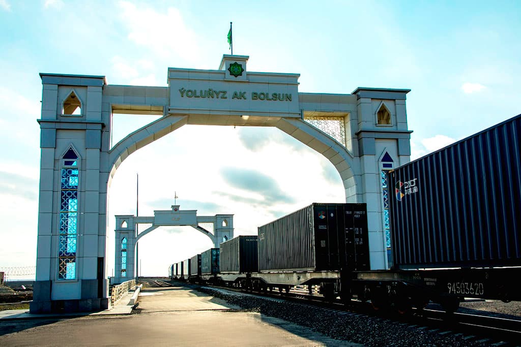 za-20-let-turkmenistan-uvelichil-tovarooborot-s-kitaem-v-199-raz