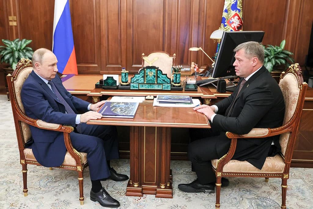 glava-astrahanskoj-oblasti-rasskazal-putinu-o-planah-sotrudnichestva-na-kaspii
