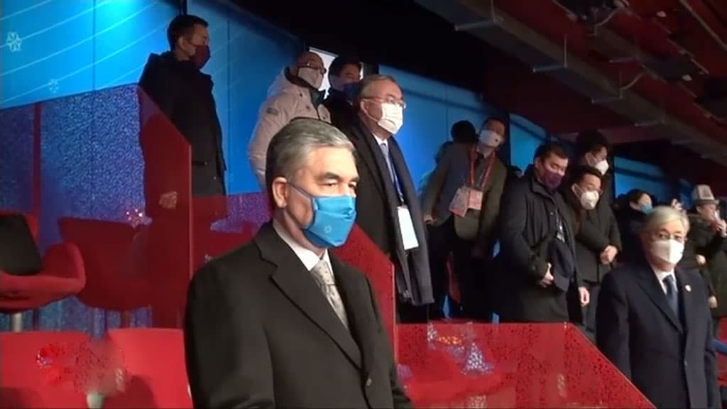 gurbanguly-berdymuhamedov-prinyal-uchastie-v-ceremonii-otkrytiya-xxiv-zimnih-olimpijskih-igr