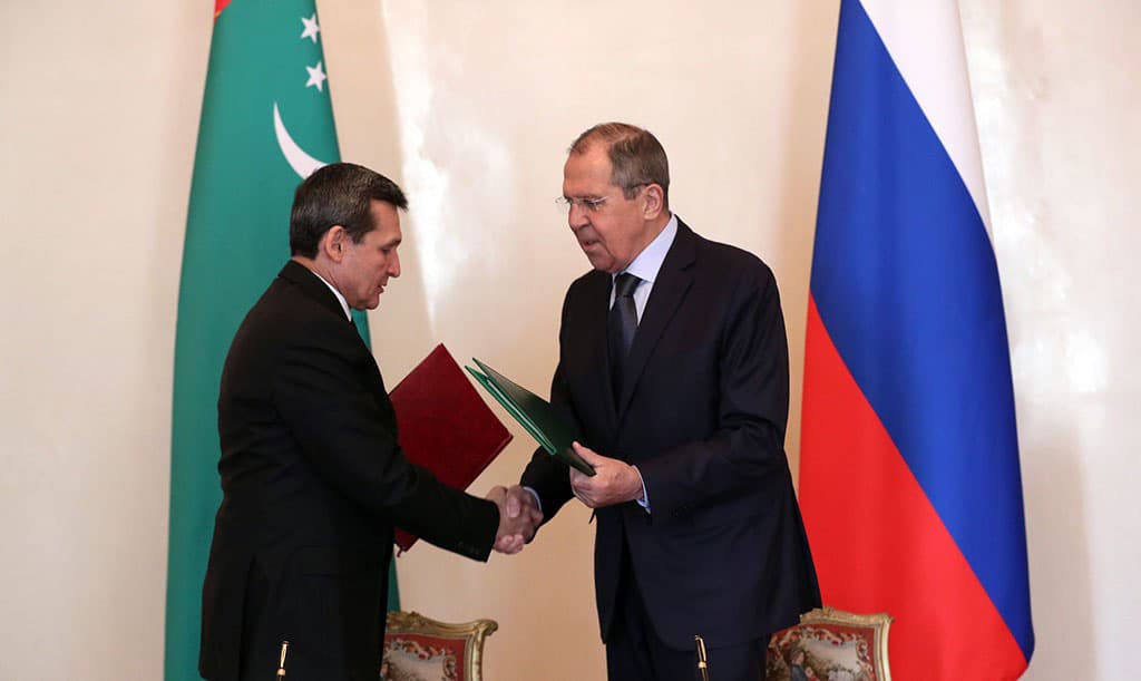sergej-lavrov-provedet-peregovory-s-glavoj-mid-turkmenistana-v-moskve