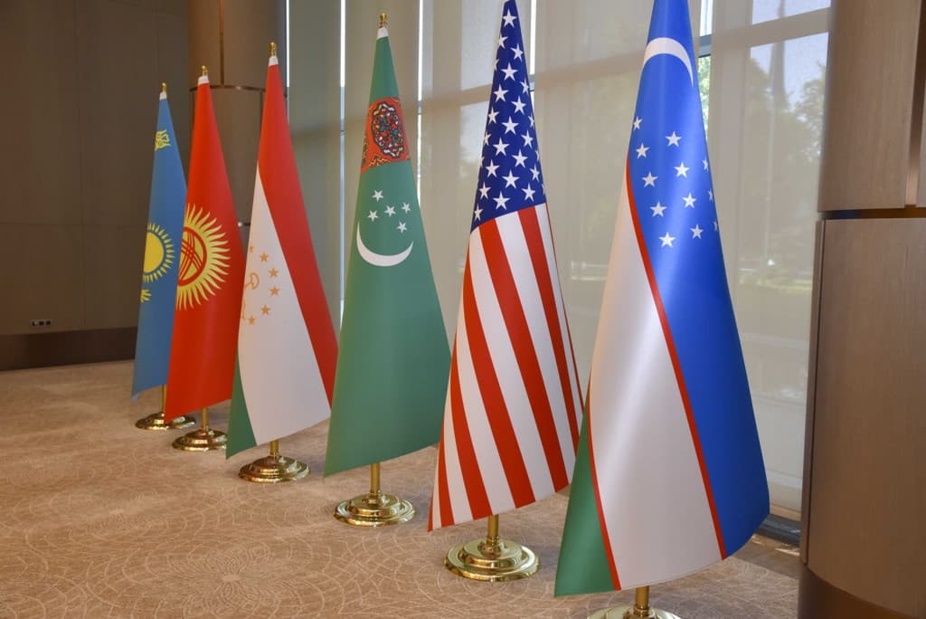 usaid-zajmetsya-uluchsheniem-torgovogo-sotrudnichestva-v-ca