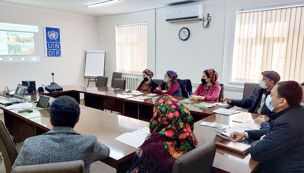 seminar-ot-proon-predstavil-planirovanie-byudzheta-s-uchetom-gendernyh-pokazatelej