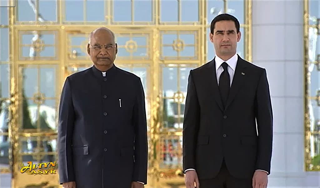 prezident-indii-pribyl-s-trehdnevnym-vizitom-v-ashhabad