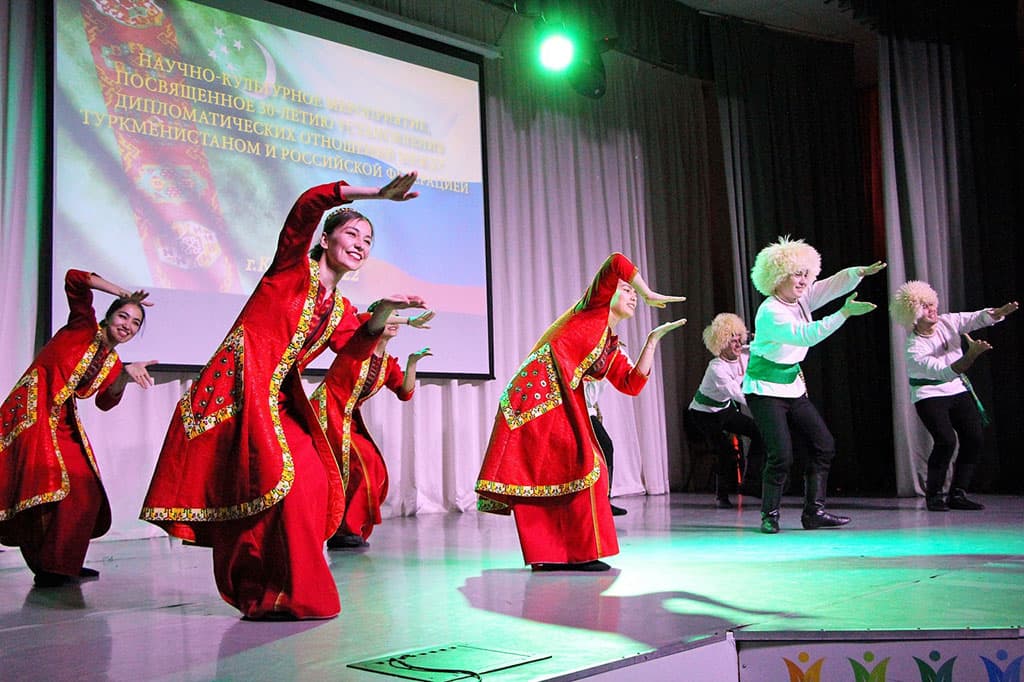 tridcatiletie-turkmeno-rossijskih-dipotnoshenij-otmetili-v-kazani