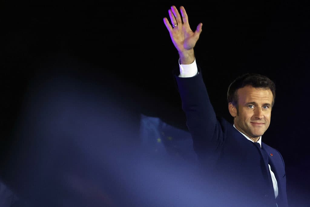 Serdar Berdimuhamedov sent congratulations to Emmanuel Macron