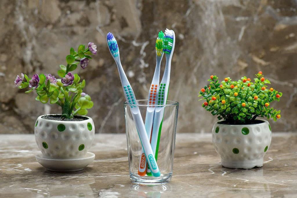 tyaze-saba-private-company-expands-production-toothbrushes-turkmenistan