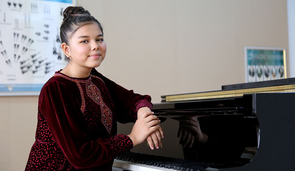 turkmenskaya-pianistka-stala-pobeditelem-mezhdunarodnogo-muzykalnogo-konkursa