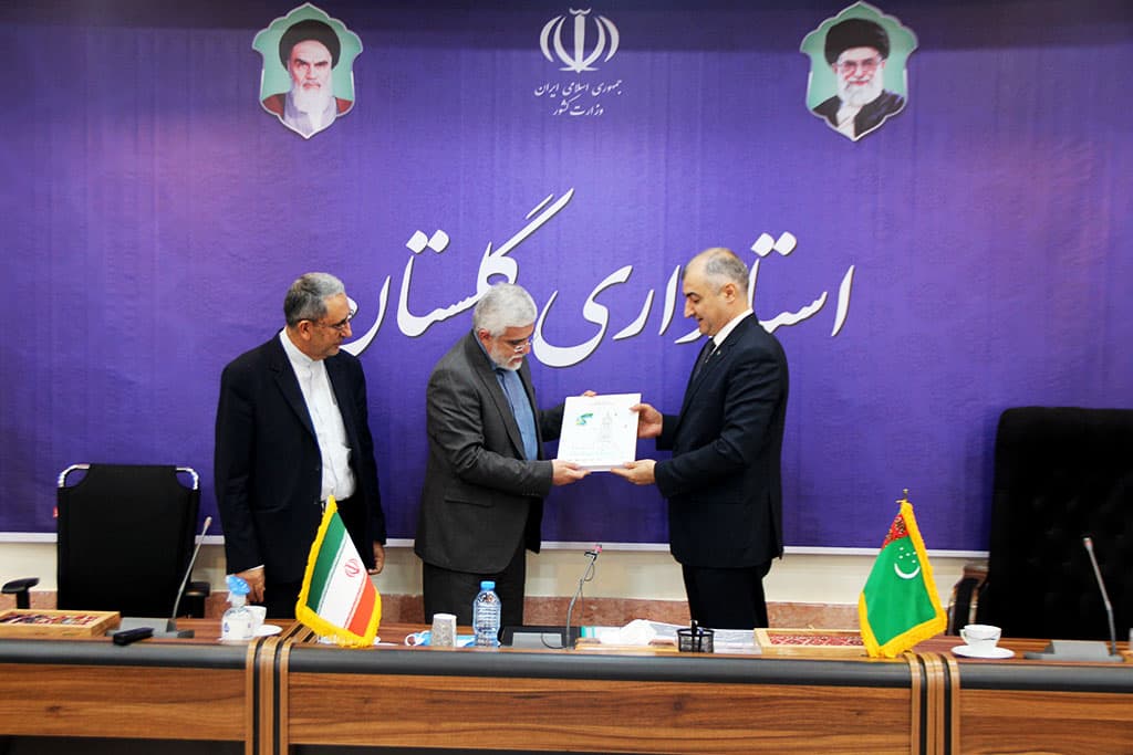 turkmenskie-diplomaty-posetili-iranskuyu-provinciyu-golestan
