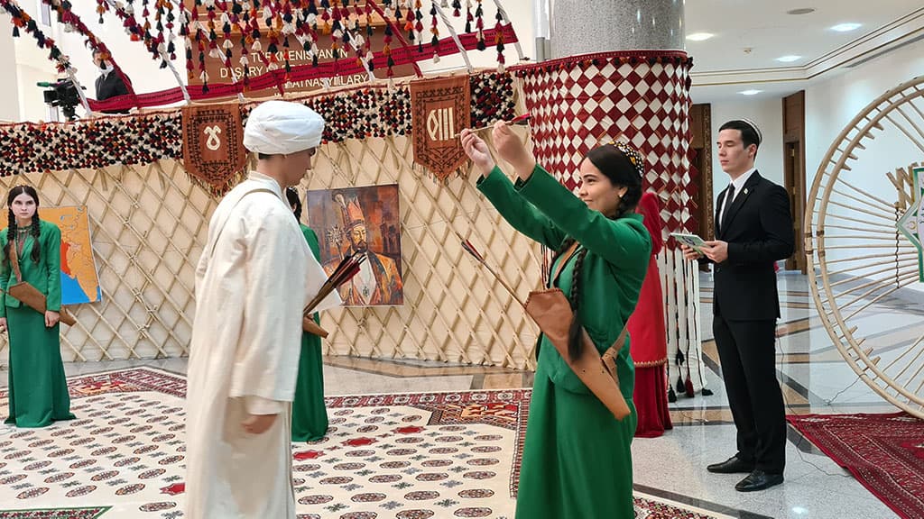 yunye-vestniki-mira-za-tri-shaga-do-pobedy