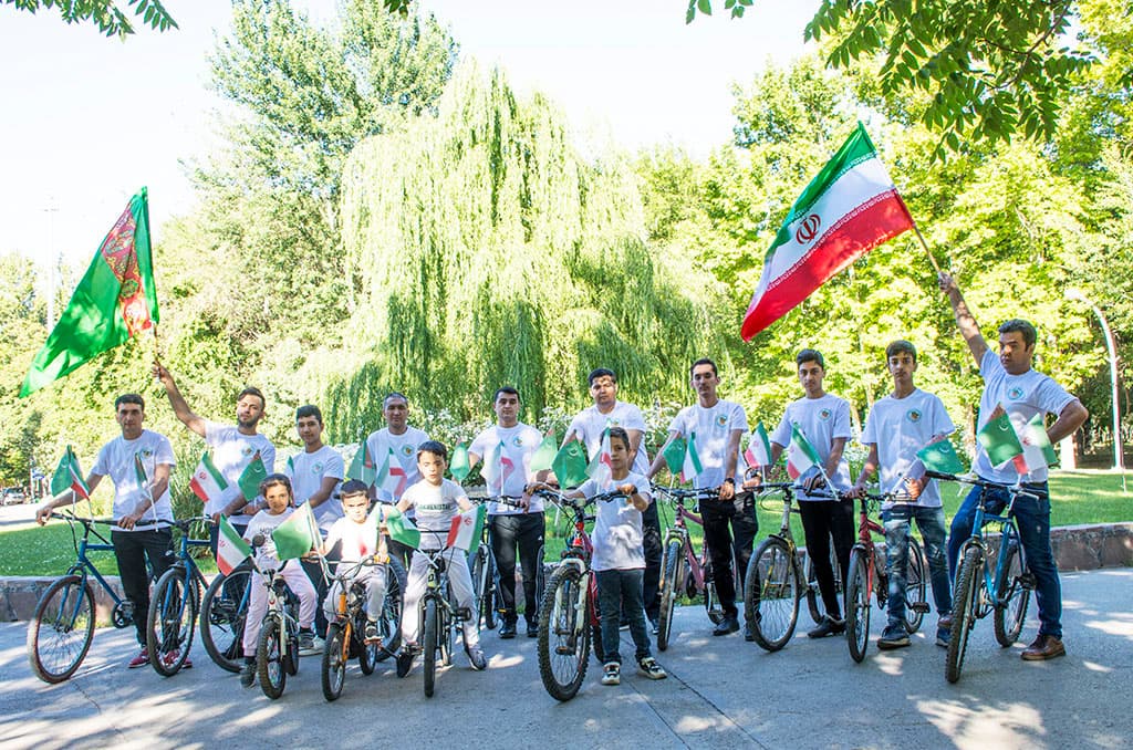 turkmenskoe-genkonsulstvo-v-meshhede-organizovalo-massovyj-veloprobeg