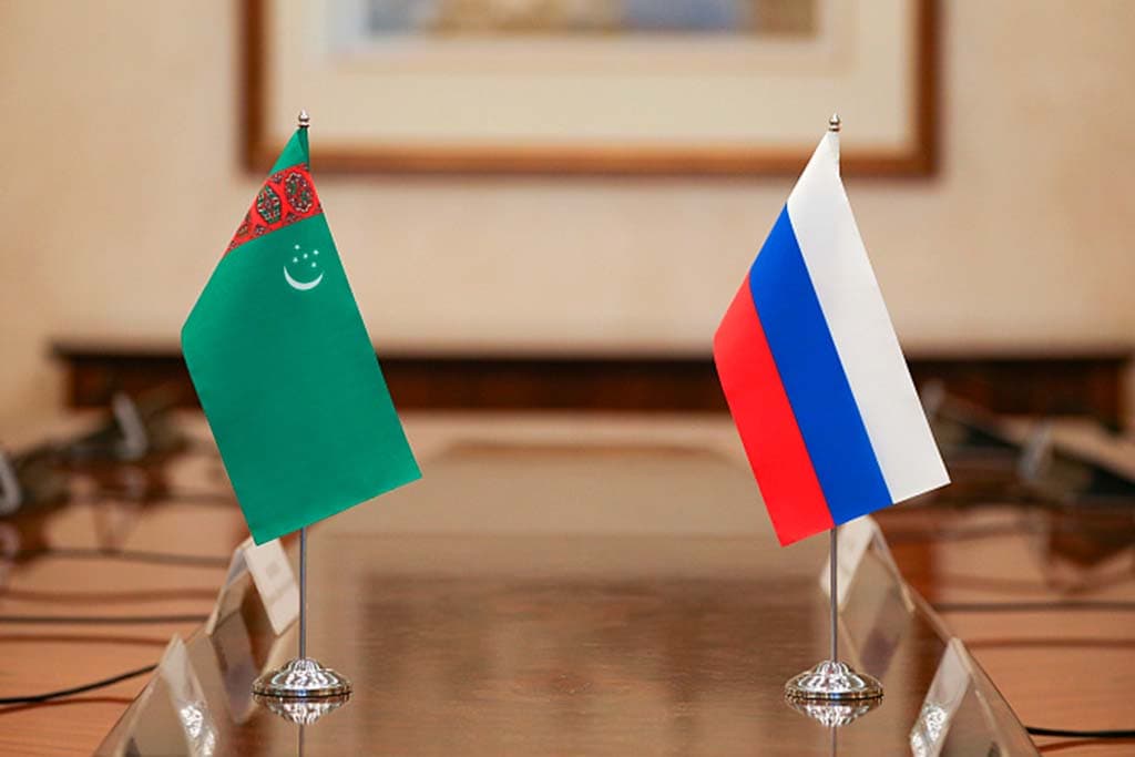 nachalsya-oficialnyj-vizit-serdara-berdymuhamedova-v-rossiyu