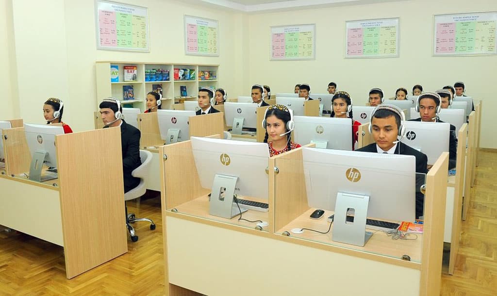 cifrovye-vuzy-i-shkoly-ot-turkmenskih-uchenyh