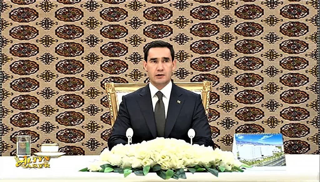 serdar-berdymuhamedov-dal-zadaniya-pravitelstvu-po-razvitiyu-regionov