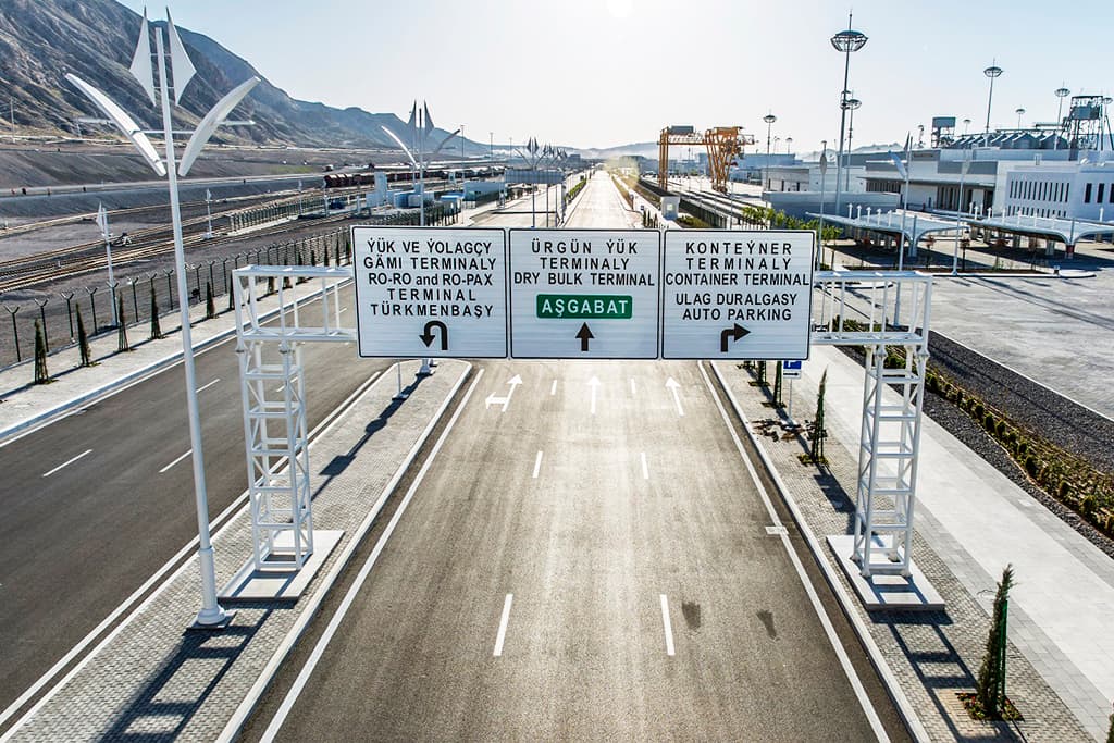 turkmenistan-primet-mezhdunarodnyj-transportnoj-forum-v-avguste