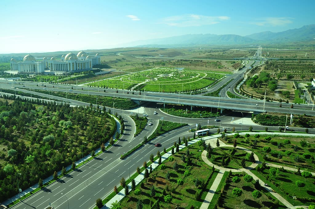 dlya-poezdok-po-turkmenistanu-bolshe-ne-nuzhno-razreshenie-migracionnoj-sluzhby