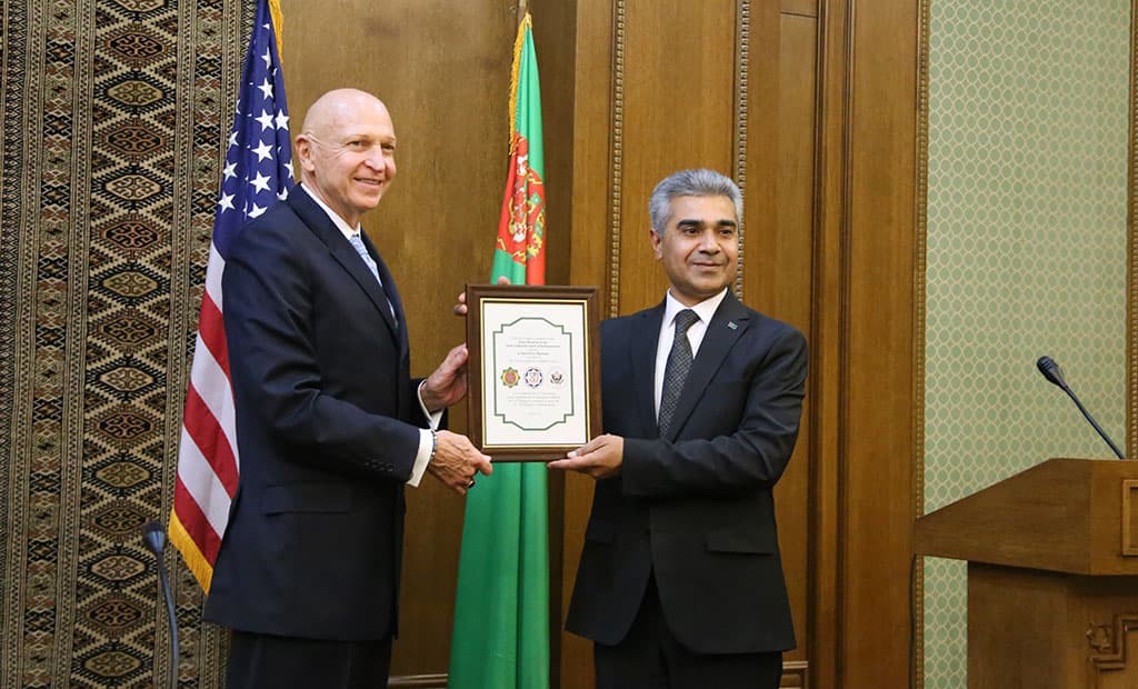 turkmenskij-i-amerikanskij-muzei-nachinayut-sovmestnyj-proekt