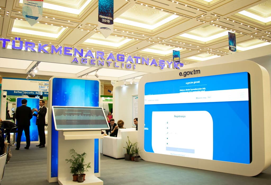 novyj-zakon-obyazal-gosuchrezhdeniya-uluchshit-okazanie-elektronnyh-uslug-naseleniyu