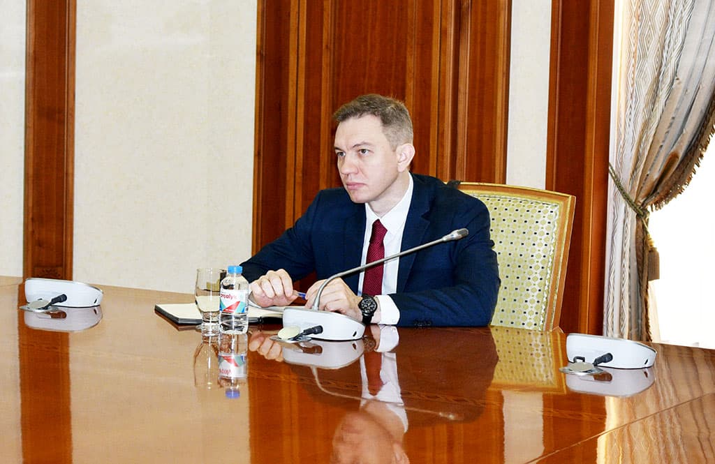 predstaviteli-eag-provedut-ocenku-turkmenskoj-sistemy-borby-s-otmyvaniem-deneg