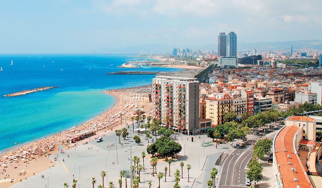 turkmenskaya-darvaza-v-ispanskoj-barselone