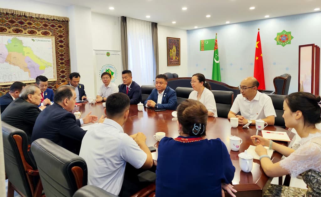 kitaj-prisoedinitsya-k-mezhdunarodnomu-prazdnovaniyu-300-letiya-mahtumkuli