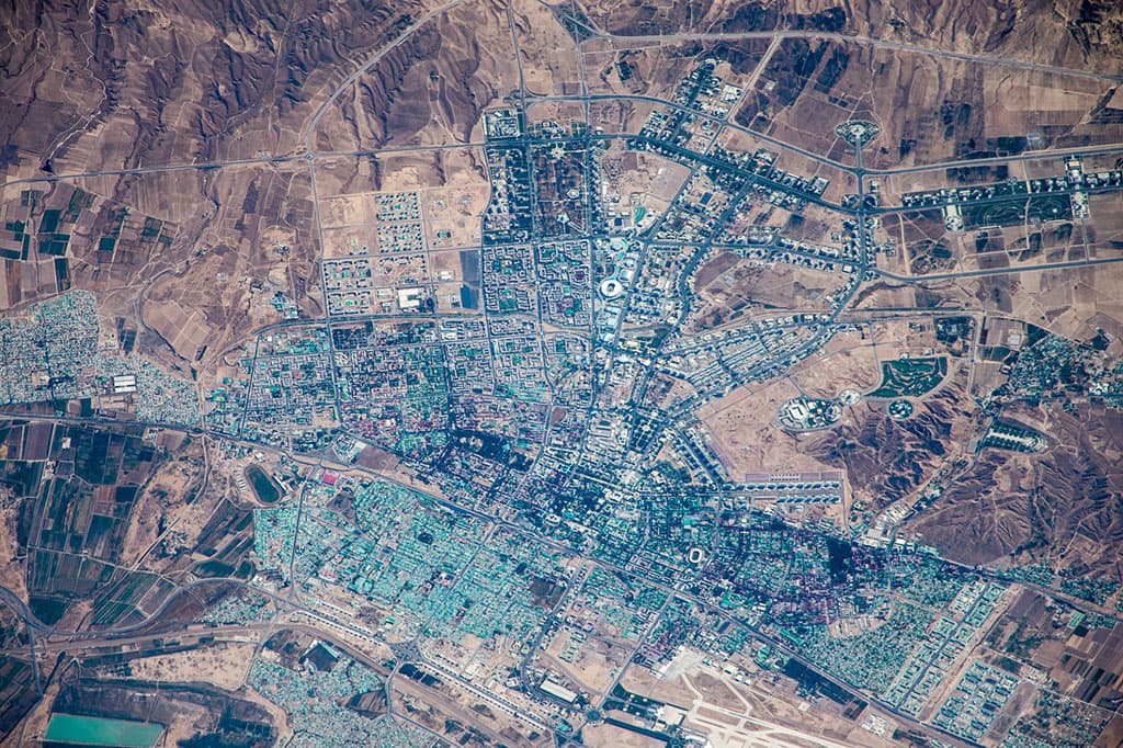 kosmonavt-sergej-ryazanskij-pokazal-foto-ashhabada-s-orbity