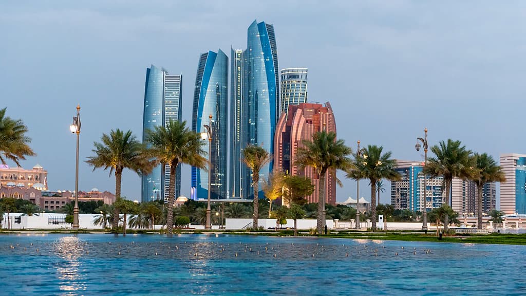 k-vizitu-glavy-turkmenistana-v-oae-gotovitsya-paket-dokumentov-dlya-podpisaniya