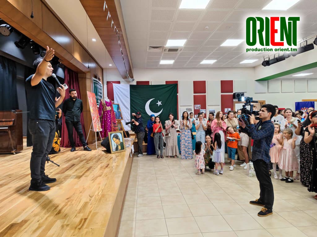 v-ashhabade-proshla-akciya-podderzhim-pakistan