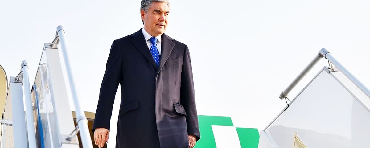 gurbanguly-berdymuhamedov-pribyl-s-vizitom-v-moskvu