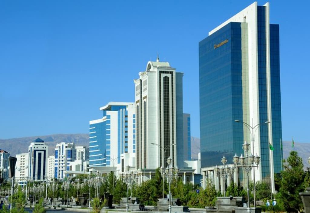 The expansion of the range of banking services in Turkmenistan was discussed at the specialized conference