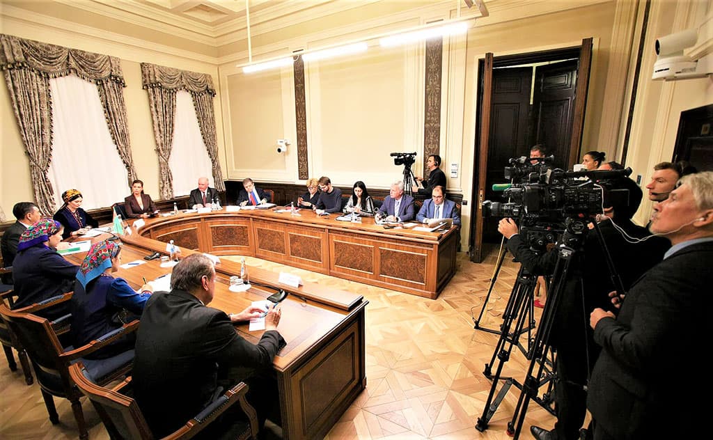 rasshirenie-professionalnyh-gorizontov-chleny-turkmenskoj-delegacii-o-poezdke-v-moskvu