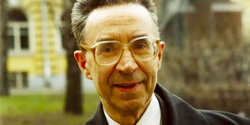 garmoniya-dlinoyu-v-zhizn-v-tnk-otmetili-90-letie-teoretika-muzyki-yuriya-holopova