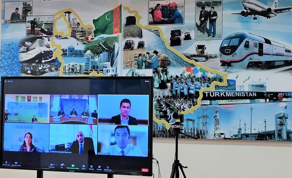 kak-globalnoe-poteplenie-vliyaet-na-centralnuyu-aziyu-i-rol-vody-temy-ekspertnogo-foruma