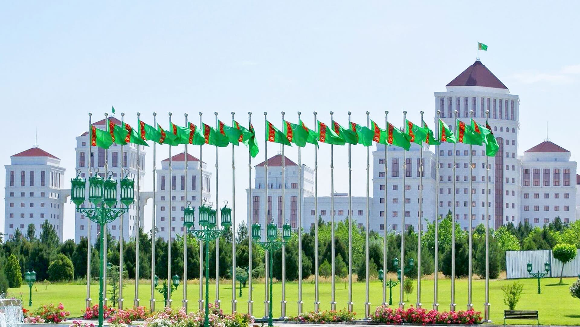 ashhabad-gotovit-sammit-turkmenistan-azerbajdzhan-turciya