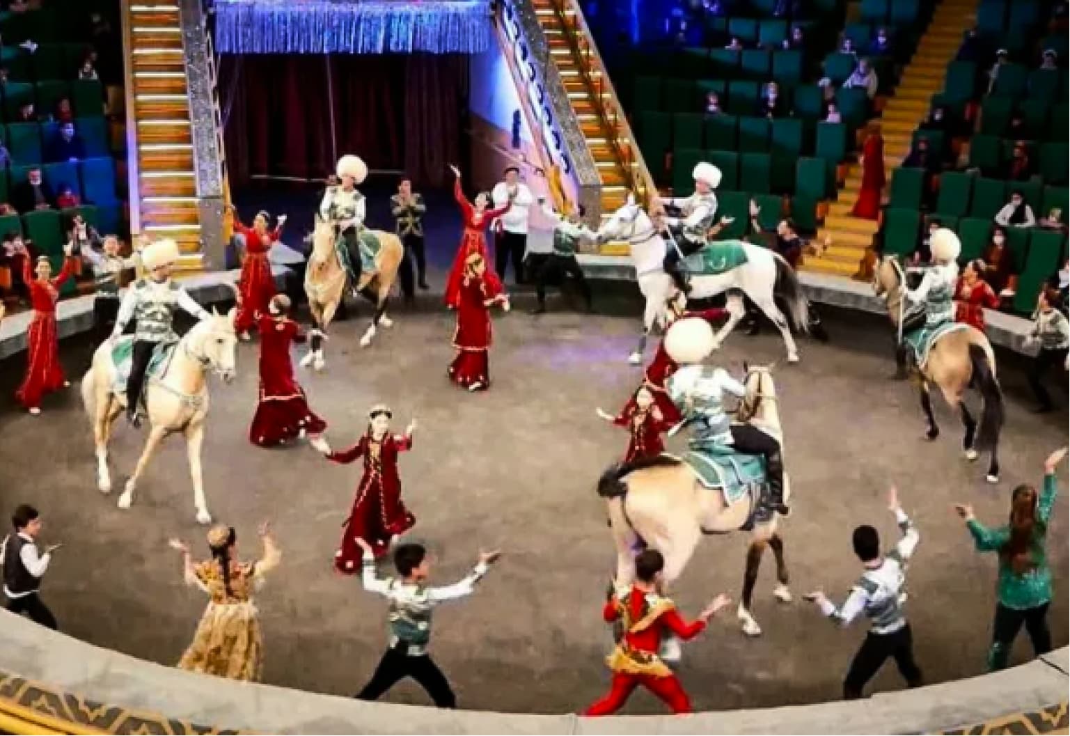 turkmenistan-zakrepil-gospodderzhku-gastrolej-nacionalnogo-cirka-za-rubezhom-v-novom-zakone