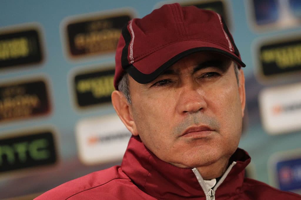 kurbana-berdyeva-tyanet-v-rossiyu