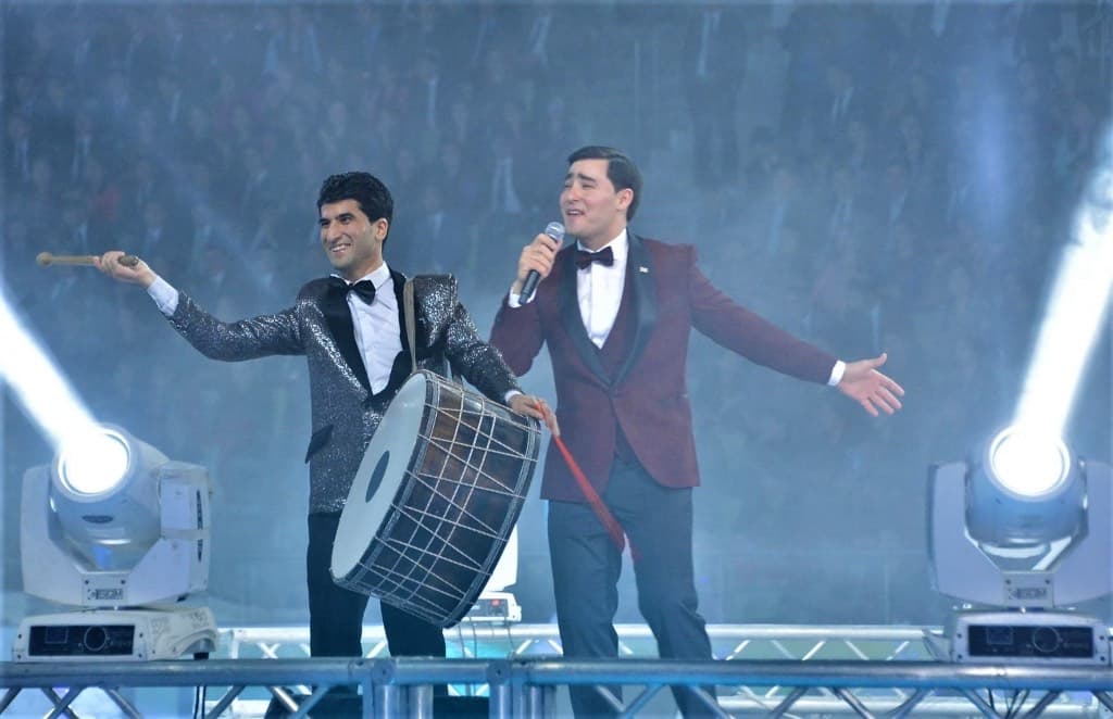 vo-vseh-oblastyah-turkmenistana-projdut-koncerty-s-uchastiem-zvezd-v-chest-dnya-nejtraliteta