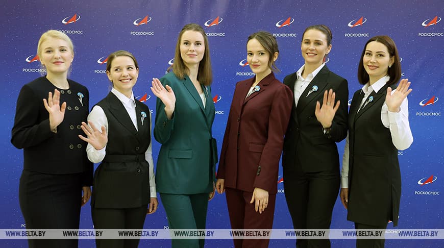 belorusskie-devushki-budut-gotovitsya-k-poletu-v-kosmos
