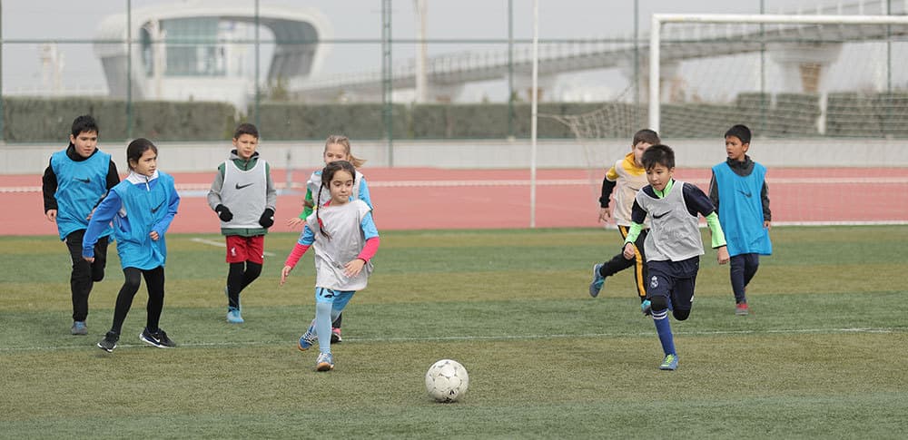 childrens-football-festival-was-held-turkmenistan