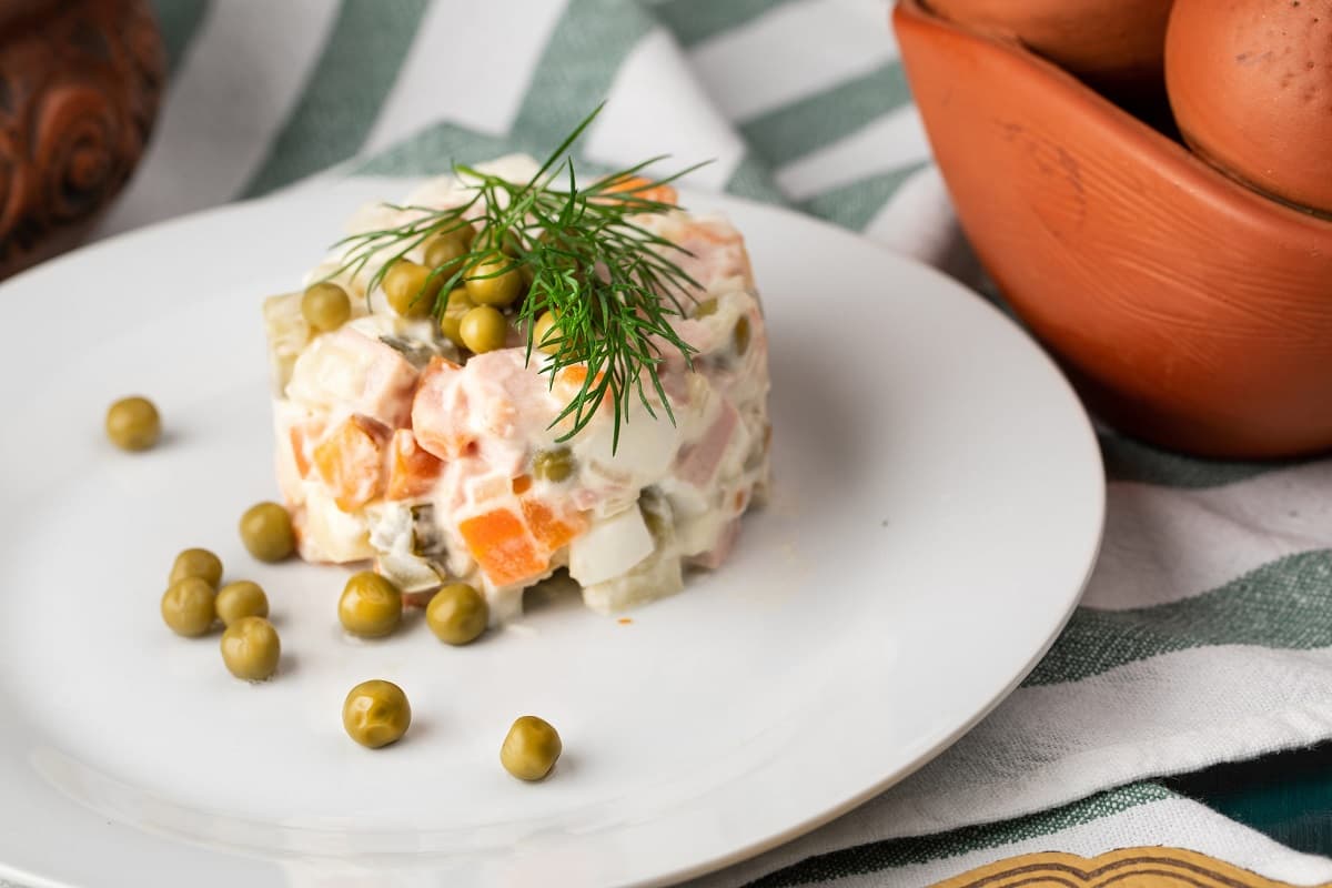 russian-mufti-advised-muslims-halal-olivier-new-year