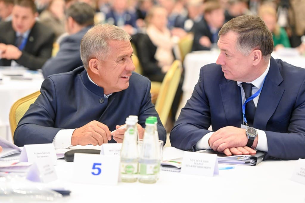 minnihanov-vydelil-perspektivnye-napravleniya-turkmeno-tatarstanskogo-sotrudnichestva