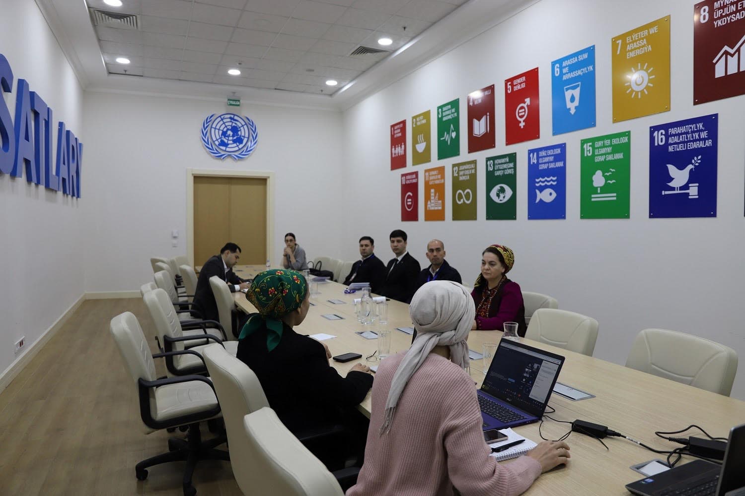 Intersectoral approach to preventing violent extremism discussed in Turkmenistan