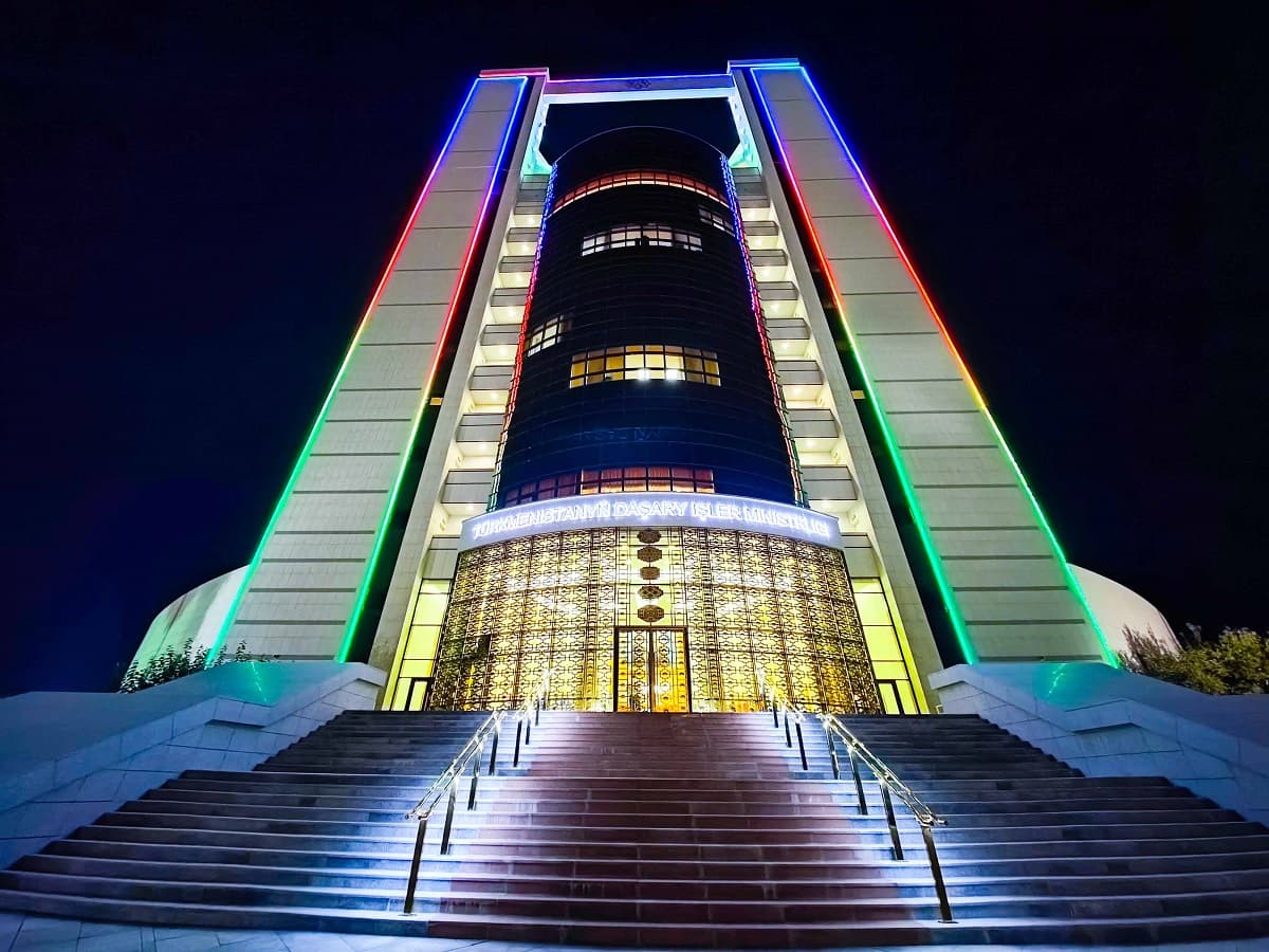 v-fokuse-turkmeno-germanskih-politkonsultacij-ekonomika-ekologiya-medicina-i-afganistan