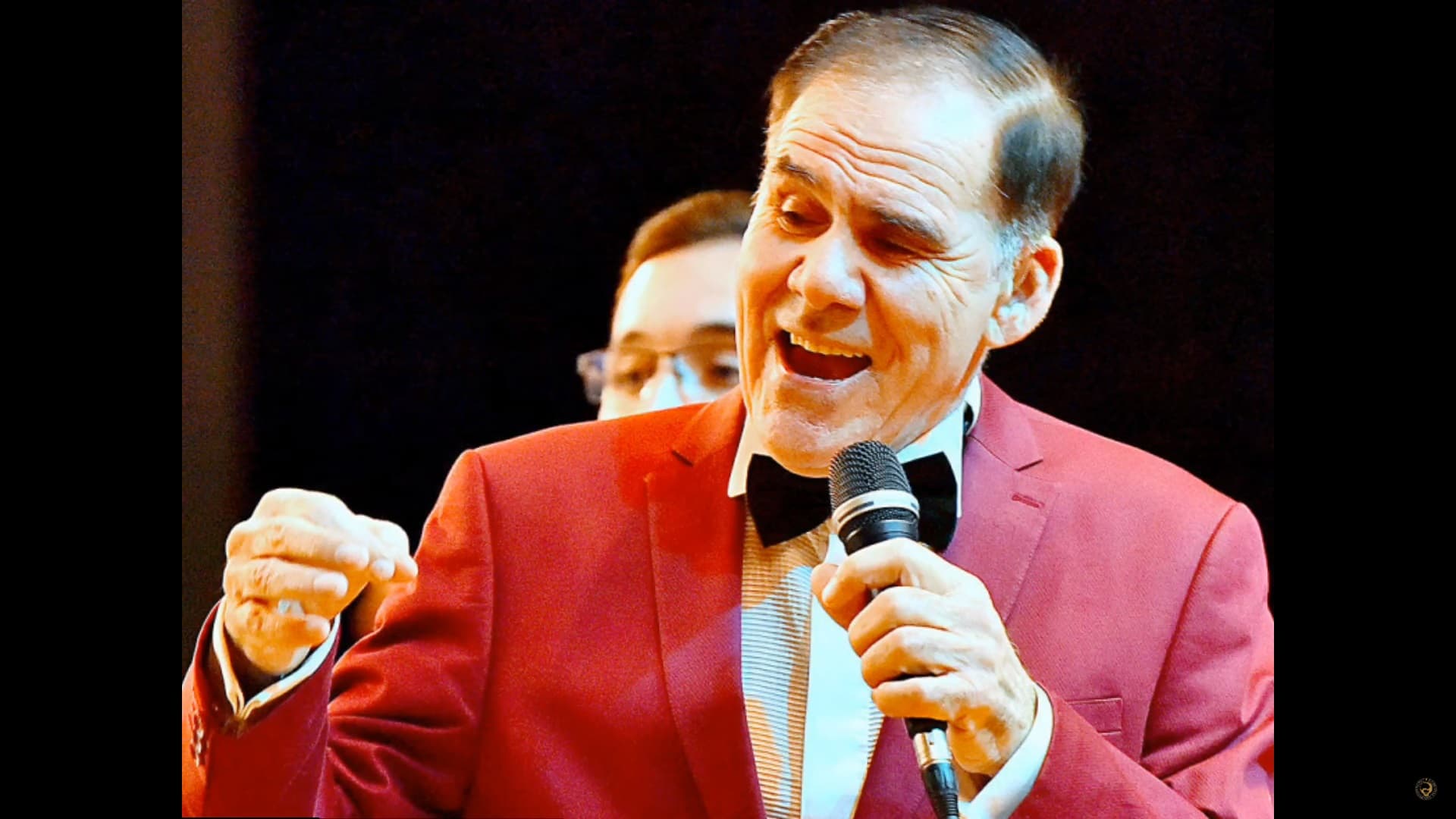 chetyre-papy-chetyre-dochki-i-odna-pesnya