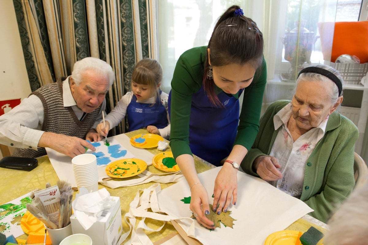 Helping others improves the psychological state