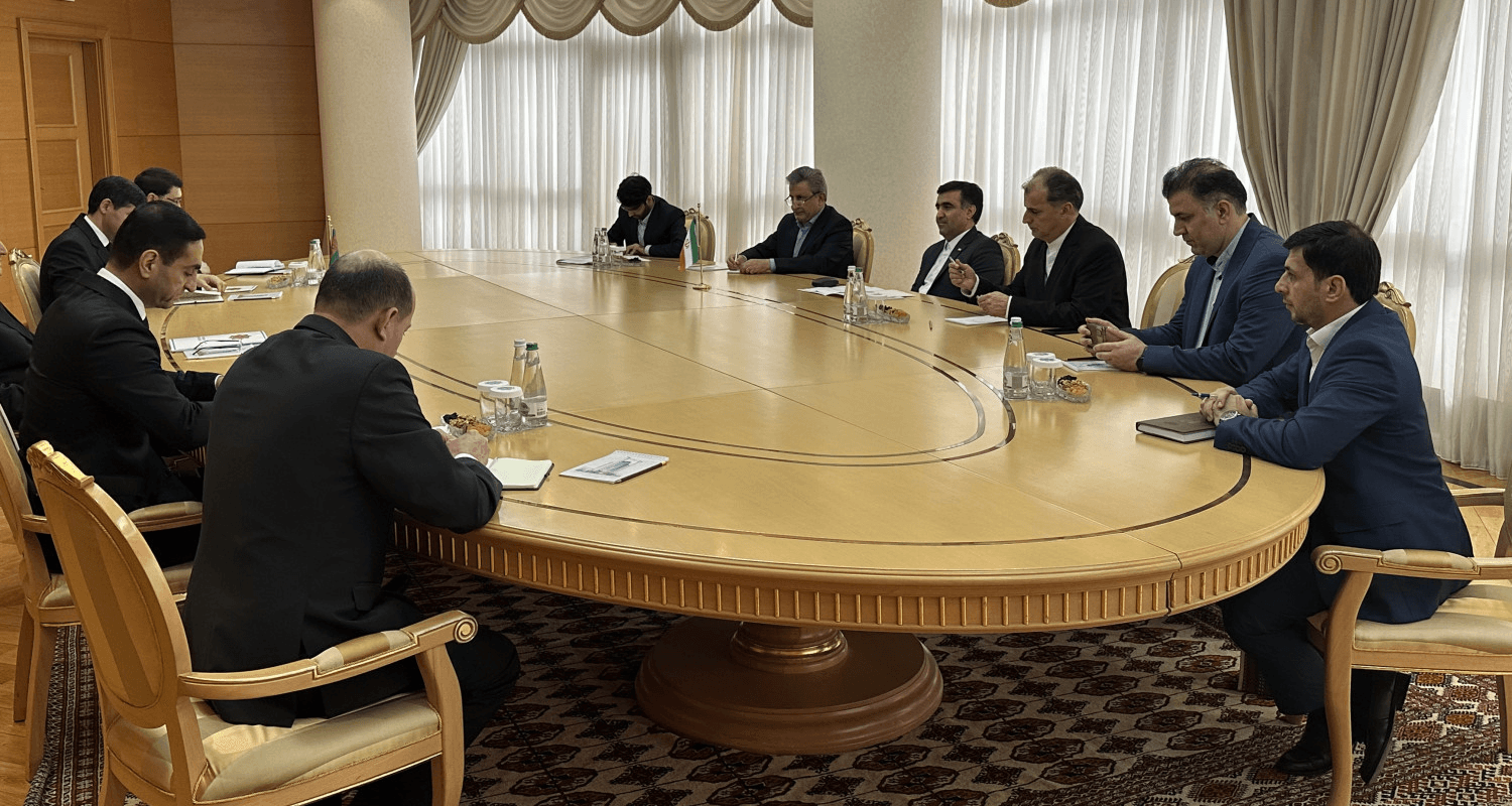 turkmenistan-and-iran-spoke-favor-joining-efforts-combating-desertification