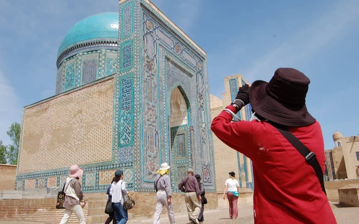 Türkmenistan raýatlary Özbegistana gidýän TOP-10 ýurtlaryň sanawyna girdi
