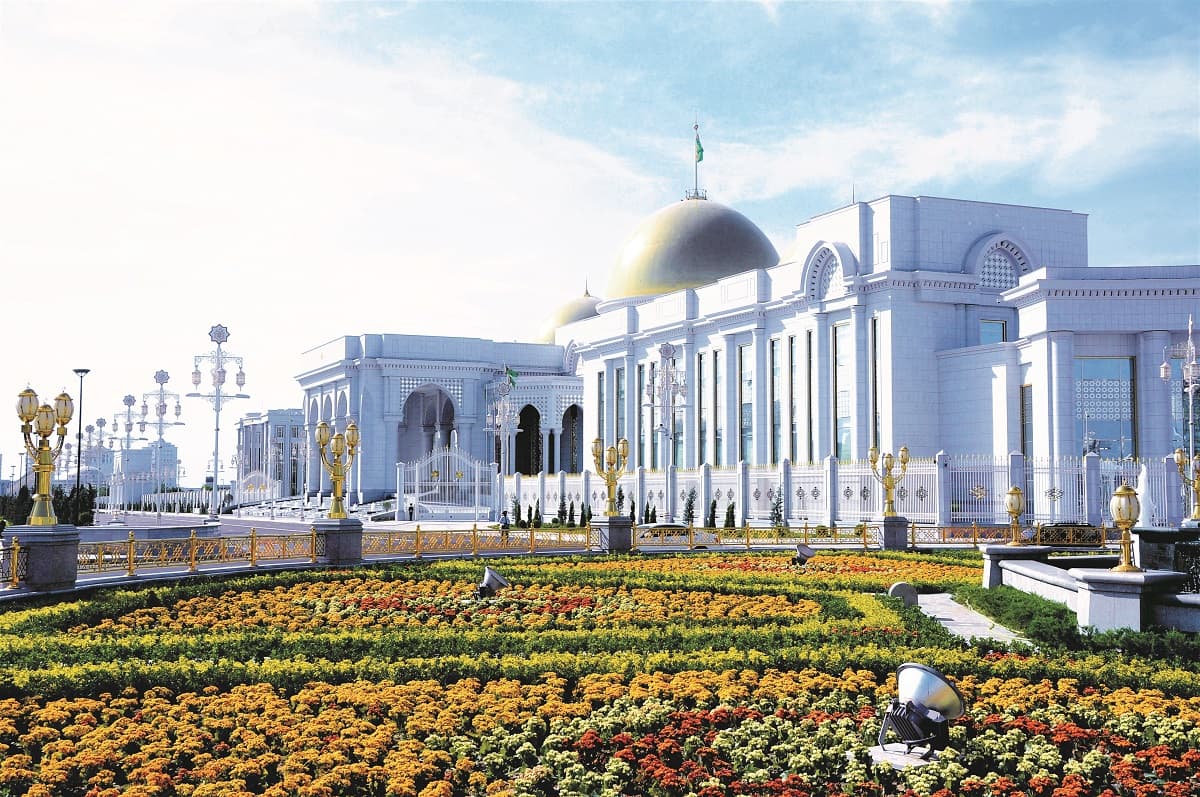 prezident-serdar-berdymuhamedov-prinyal-delegaciyu-biznes-krugov-ssha